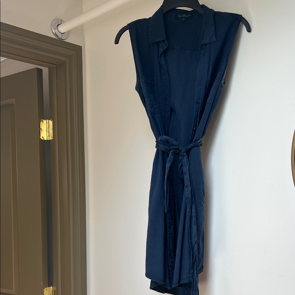 Velvet Heart Navy Sleeveless Shirt Dress with Tie Waist